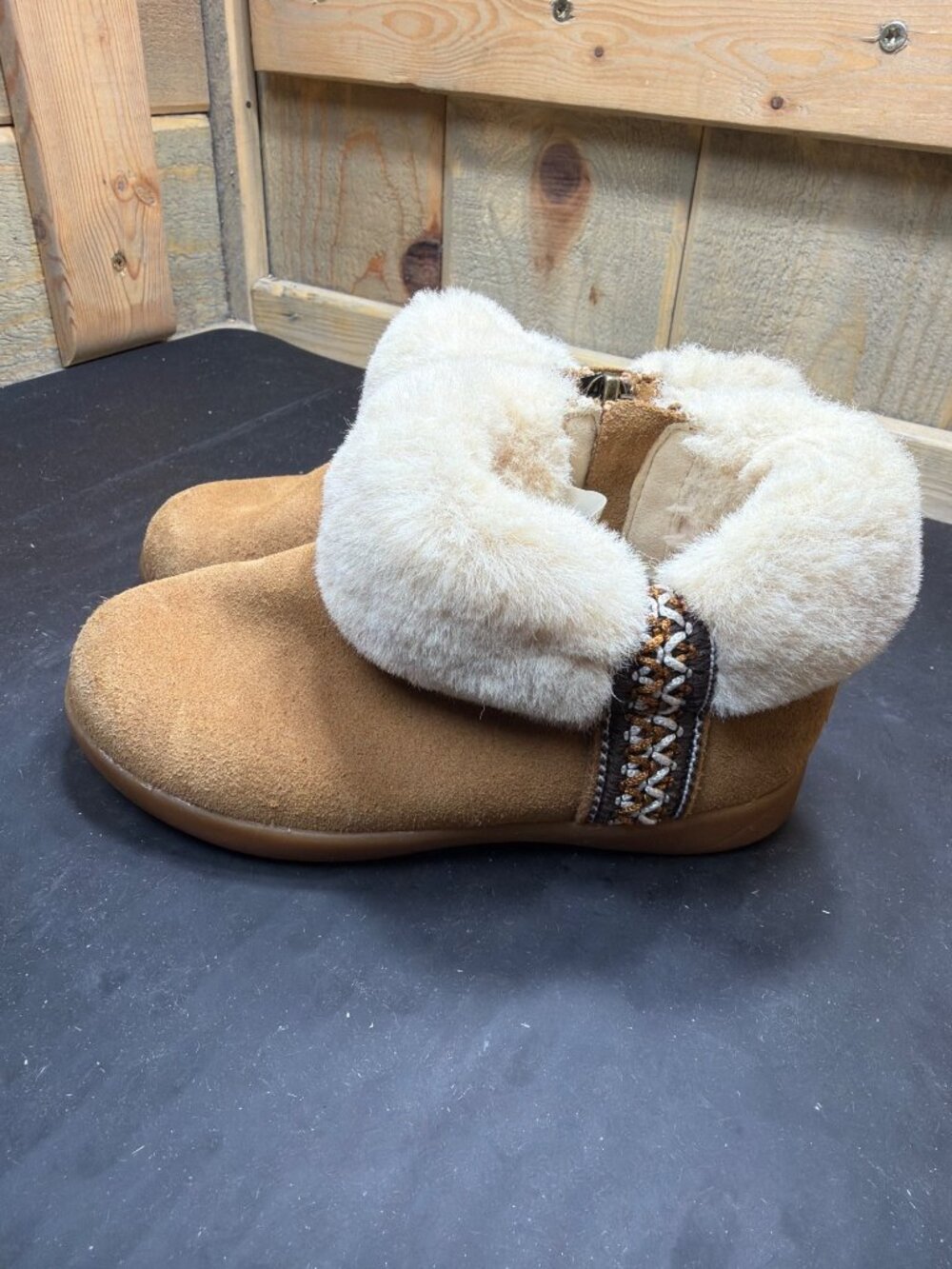 UGG Toddler Girls Size 9 Chestnut Brown Suede Fur Zip Ankle Boots Booties - Picture 7 of 10